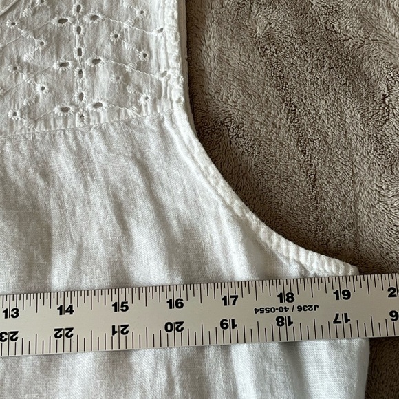 Francesca Bettini 100% Linen Sleeveless Eyelet Ruffle Hem Blouse Top Boho Medium - Picture 9 of 10